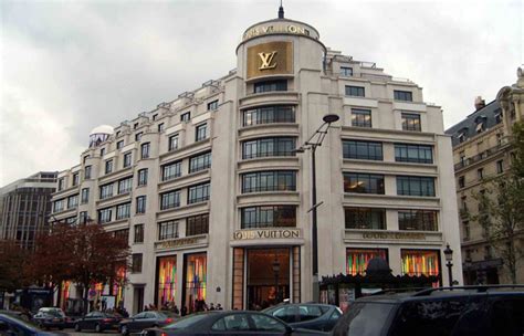 louis vuitton address|louis vuitton headquarters address.